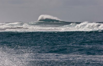 north shore surf- view full size to see the power