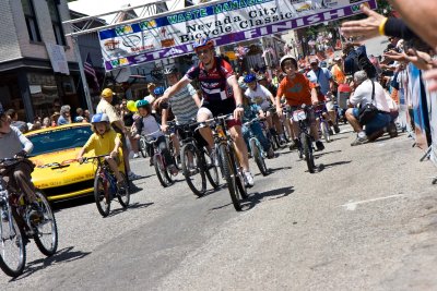 and they're off!