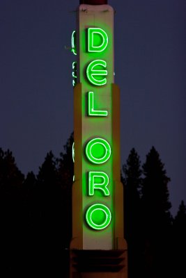 20090904 - Grass Valley icon-  The Del Oro Theater, built 1940.jpg