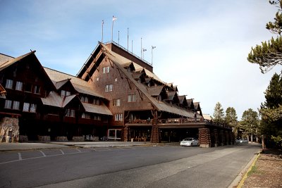 The Old Faithful Inn in Yellowstone