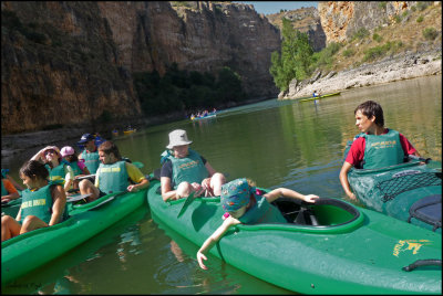 Kayaking in Rio Duraton