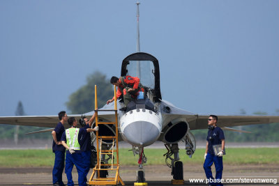 S-9651.jpg