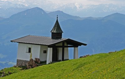 chapel Kitzbuhler horn.jpg