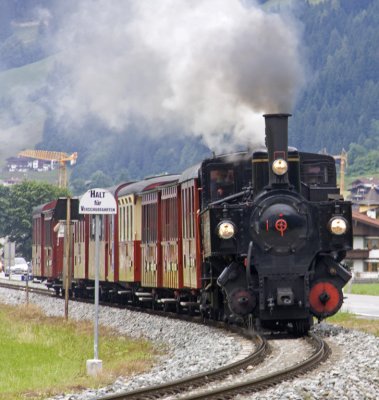 zillertal steam train.jpg