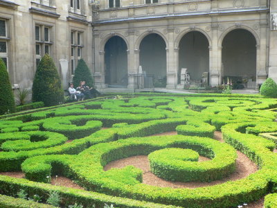 Carnavalet courtyard