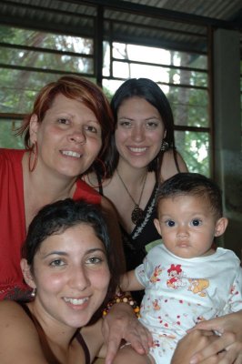 Yami, Carla, Rebeca & Genesis 2008