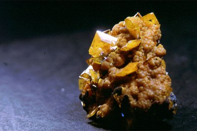 Wulfenite