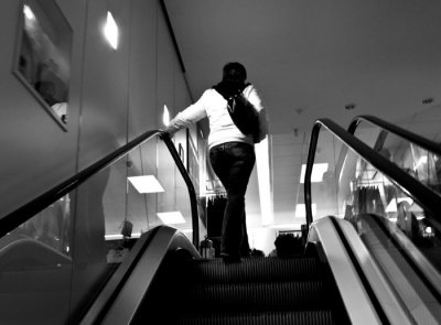 jflavin_shopper-on-elevator-Canon 450D_0675.jpg