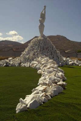 New directional statue in Loja on roundabout - she's pointing to the East!
