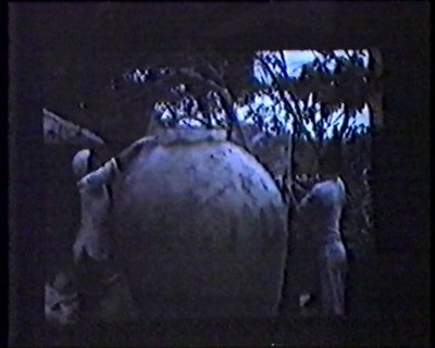 051.jpg
