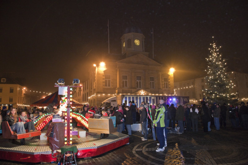 xmaslights2.jpg