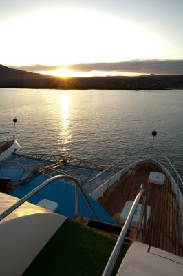 Floreana sunrise on Archipell II_1075.JPG