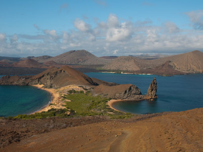 Pinnacle Rock on Bartolome_1151.JPG