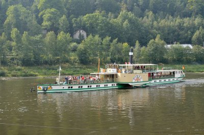 Dampfschiffahrt auf der Elbe