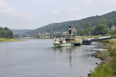 Dampfschiffahrt auf der Elbe