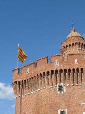el Castillet, antiga porta d'entrada a la ciutat i presó