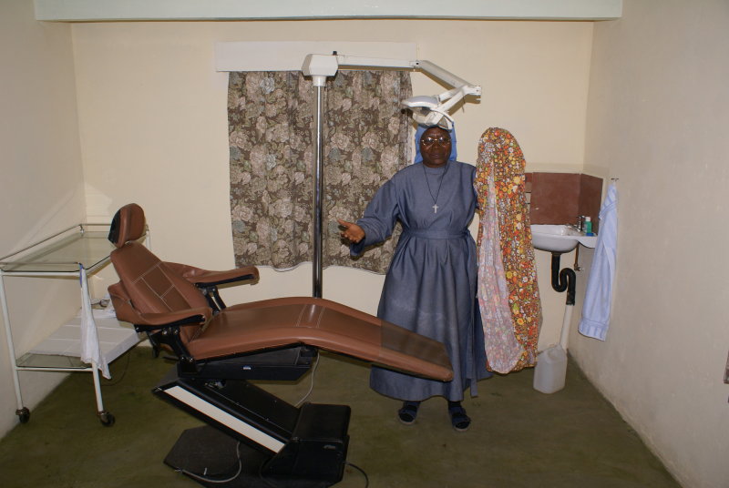 32 Dental Room.JPG