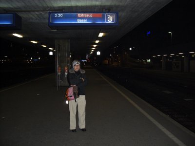Bahnhof 2:20 Uhr Abfahrt