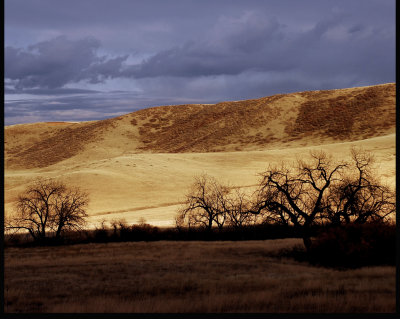 DSC_0036   sunset in the valley.jpg