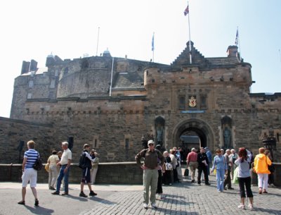 Johann at entrance to Edinburgh castle