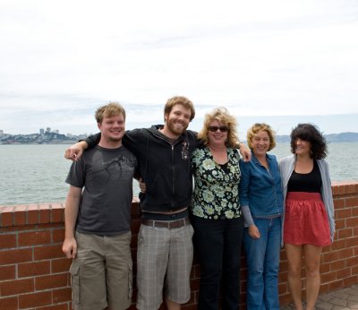 Adrain Nick Tessa Monique and Allie on arrival in SF