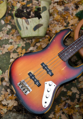 Vintage Icon Fretless Bass VJ96MRJP
