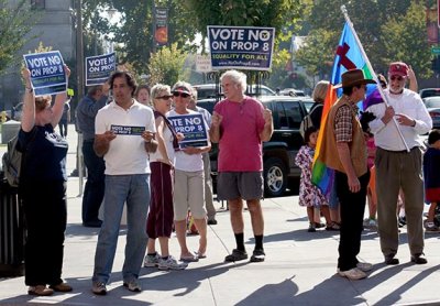 'No on Prop. 8' rally, Chico, CA