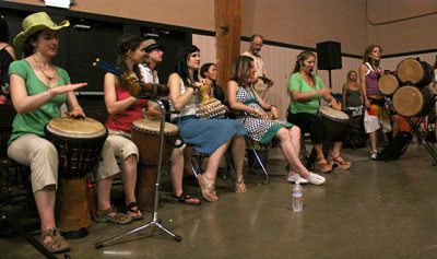 Yeh Dede leads late night drumming