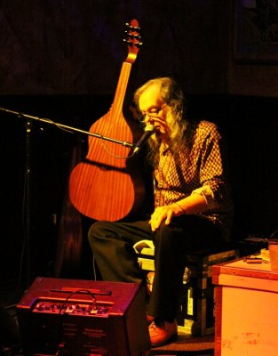 David Lindley solo performance, Mt.Shasta, CA