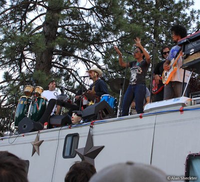 Fanny Franklin leads L.A.funk-and-groove outfit Orgone in a set atop an RV