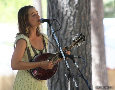 Sarah Nutting, MaMuse, Oak Tree Stage