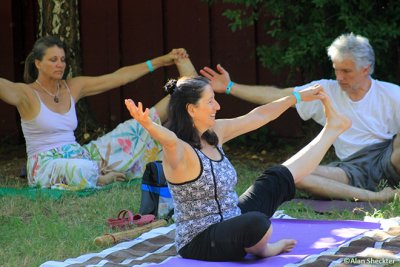 JoDee's yoga session (JoDee at center)