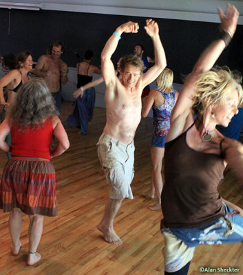 Soul Shake Ecstatic Dance led by Jacia, Ponderosa Stage