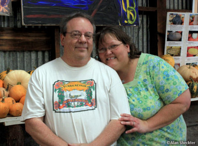 Alan and Donna at Rainbow Orchards