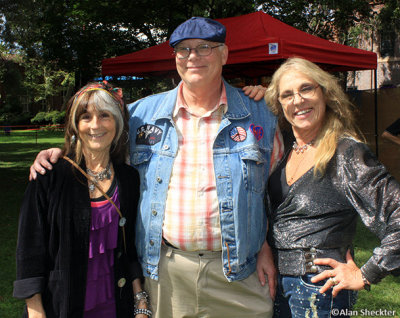 Ruby Hollow's Jo Chavez, Dave Cowan, Alice Peake