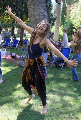 Nicole rocks out