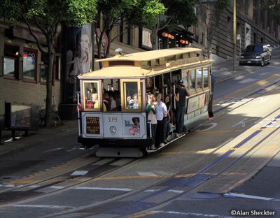 Cable car on Powell Street