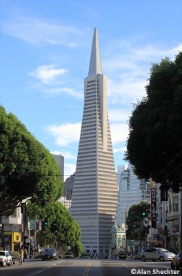 Transamerica Pyramid building from Columbus Avenue