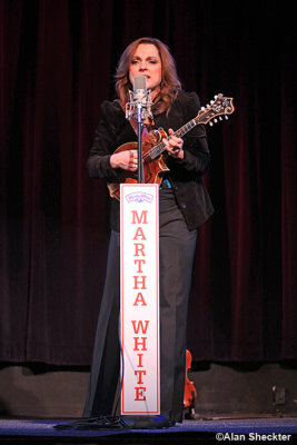 Rhonda Vincent