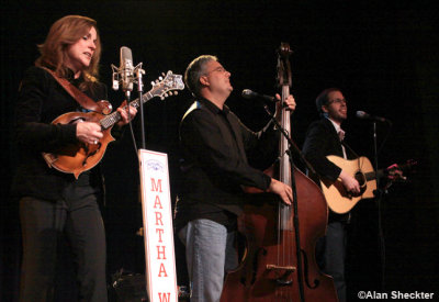 Rhonda Vincent, Mickey Harris, Ben Helsom