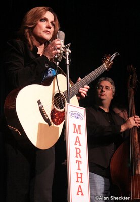 Rhonda Vincent and Mickey Harris