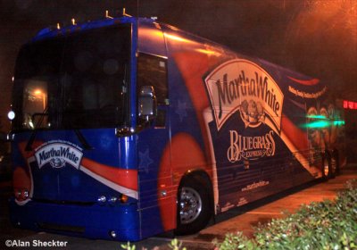 The Martha White Bluegrass Express - in the evening mist