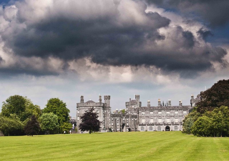 Kilkenny Castle.jpg