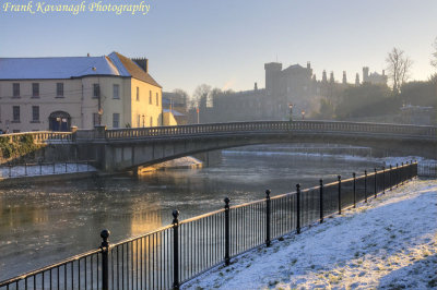 The Frozen River Nore In Kilkenny City.jpg