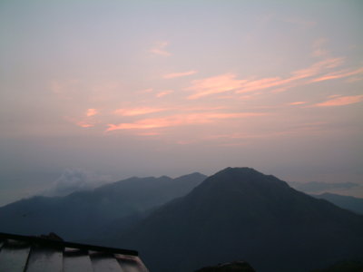 @.JPG