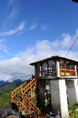 “水蛭” 不歸路 ! (Ghorepani - Deurali - Banthanti -Tadapani )