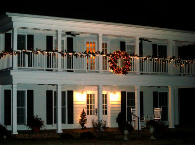 House - Christmas 2008.jpg