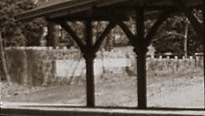 An old closeup showing the wall on the outbound side