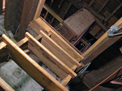 temporary stairway to first floor_8309