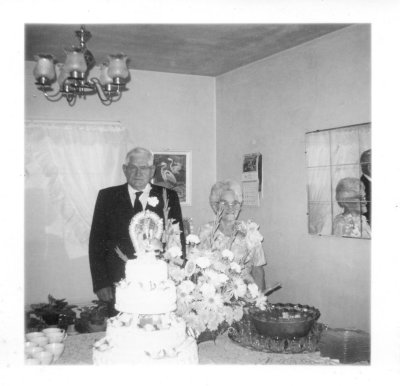 Frederick Carlisle and Susie Marian Emery Moffett.jpg